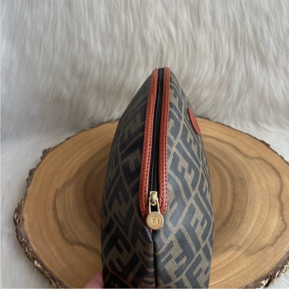 Fendi vintage large cosmetic clutch pouch bag - Picture 5 of 16